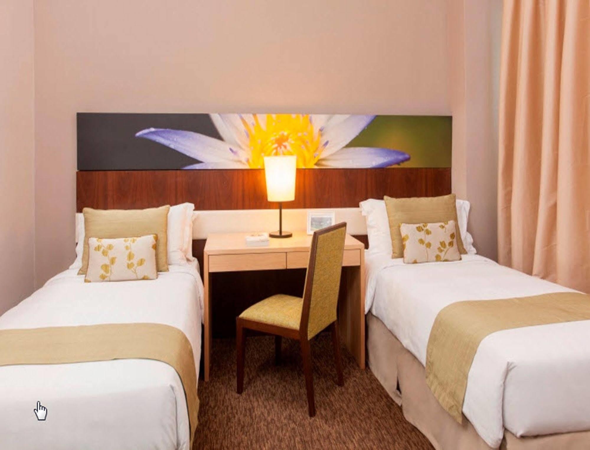 ซัมเมอร์เซ็ต กัวลาลัมเปอร์ Hotel ภายนอก รูปภาพ